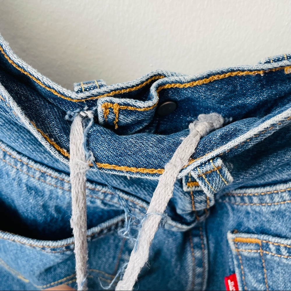 Levi’s 501 Wedgie Icon Straight Leg Button-Closure Cropped Jeans - Picture 6 of 7